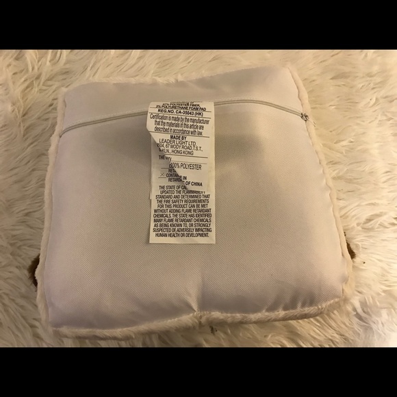 BRAND NEW HEALTH TOUCH FOOT MASSAGER (Dog) - Picture 4 of 6